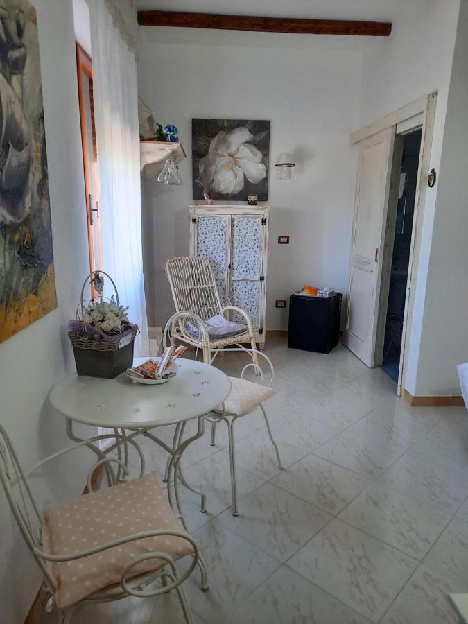 Fattoria La Traccia Βίλα Fertilia Εξωτερικό φωτογραφία