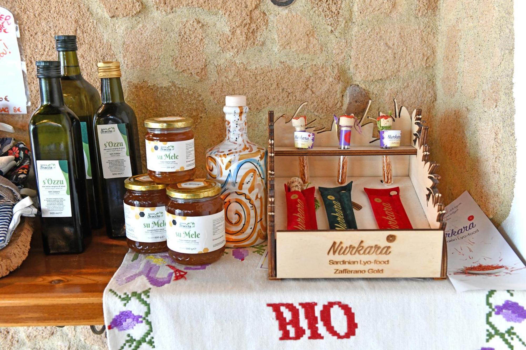 Fattoria La Traccia Βίλα Fertilia Εξωτερικό φωτογραφία